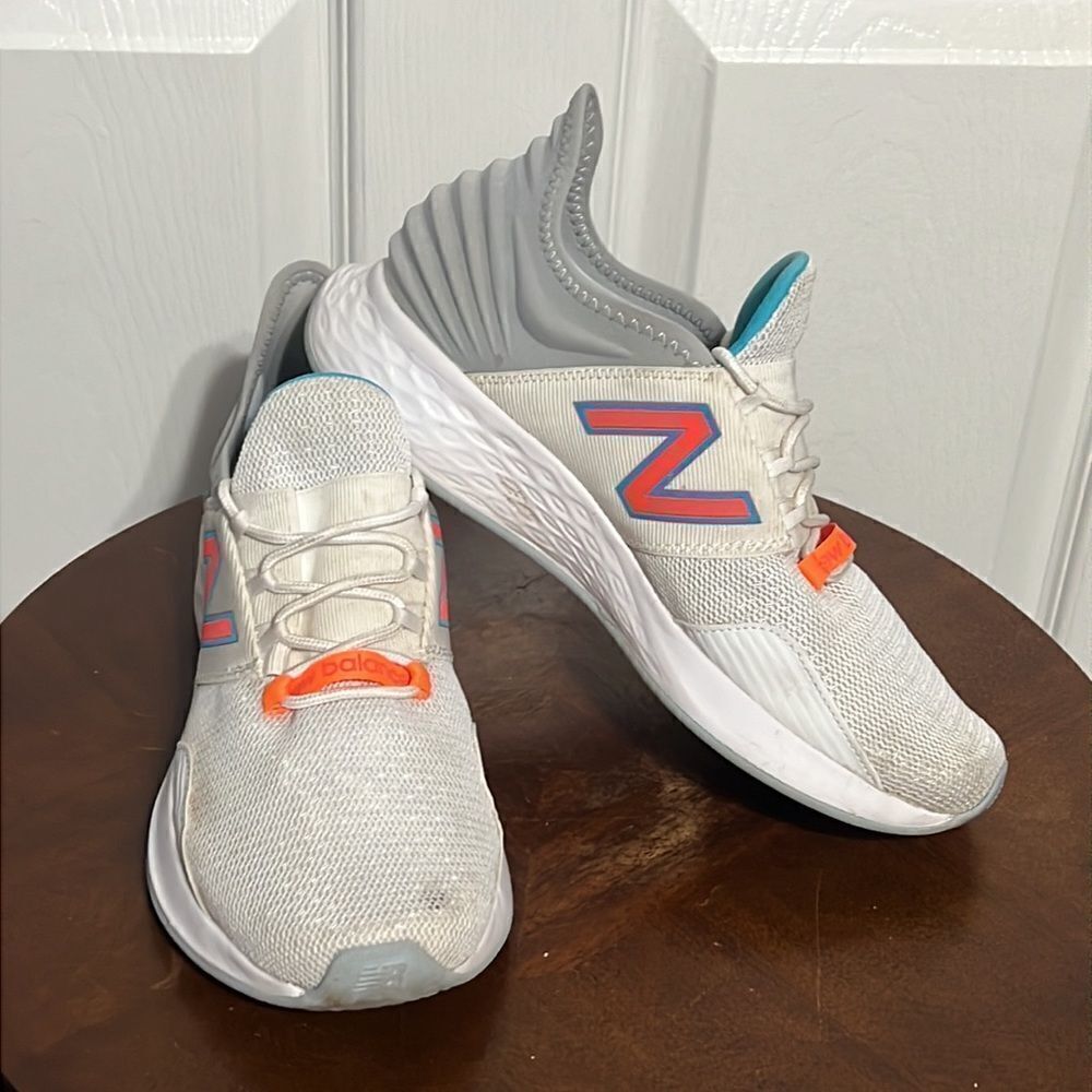🔥🔥New Balance ROAV FreshFoam - Great Used Condition - Women Sz 10 🔥🔥 - Picture 6 of 13